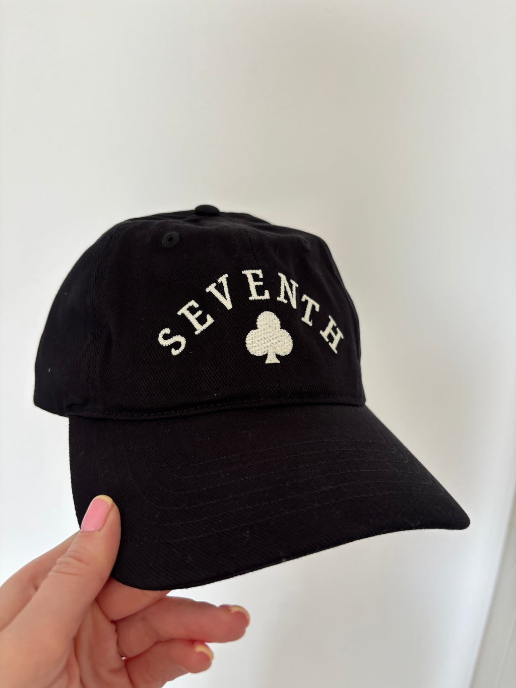 Noir Clover Cap